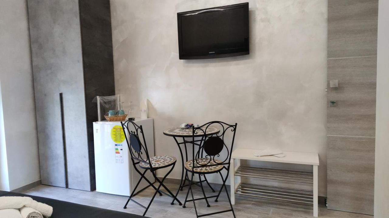 B & B Le Gemelline Salerno Exterior photo